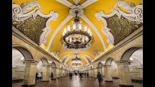 Mosca La Metropolitana più bella del Mondo SUB ENG [upl. by Antipas503]