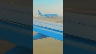 Jeddah airport pr kia hi khoobsoorat nazara h Saudi airlines ka [upl. by Nonnairb]