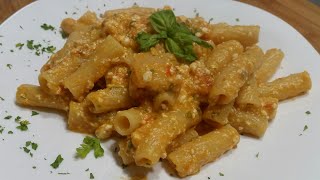 PASTA CON RICOTTA E POMODORO [upl. by Ammon351]