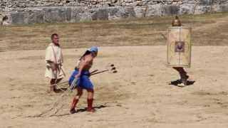 3 Gladiatorenspiele Carnuntum 2013  RETIARIUS gegen SECUTOR [upl. by Nahum]