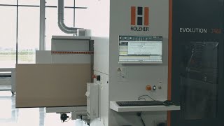 Machines CNC verticales pour lusinage du bois  Série EVOLUTION de HOLZHER [upl. by Notnef]