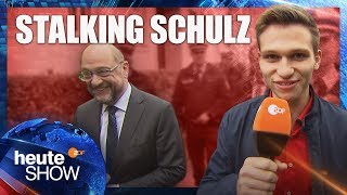 Fabian Köster verfolgt Martin Schulz quer durch die Republik  heuteshow vom 15092017 [upl. by Neelasor]