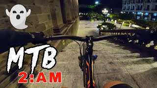 EXPLORANDO LA CIUDAD EN MTB A LAS 2AM 👻 [upl. by Nilyad975]