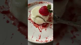 Panna cotta pannacottarecipe pannacotta dessertrecipes shortsfeed [upl. by Nodnas]