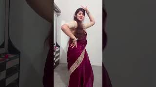 Rehabfatima1 Rimshafamliy bmgsquad49 shorts rehabfatima love song dance bollywood [upl. by Kyl]