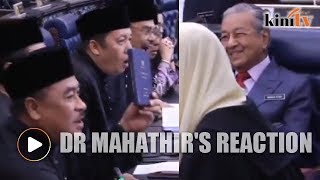 Dr Mahathir mocks noisy opposition MPs [upl. by Aihsercal]