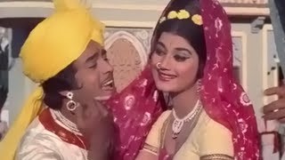 Sang Basanti Ang Basanti  Superhit Peppy Dance Song  Raja Aur Runk  Sanjeev Kumar Kumkum [upl. by Edijabab176]