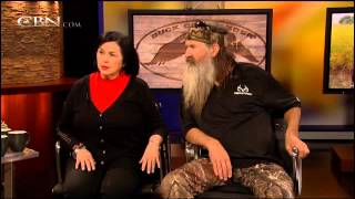 The Robertsons of Duck Dynasty Talk About How Their Faith in Jesus Turned Around Their Lives [upl. by Notsecnirp411]