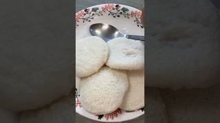 Healthy Breakfast idli sambar chutney idli sambar chutney southindianfood indianfood shorts [upl. by Giguere471]