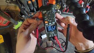 Klein CL390 Clamp Meter Review [upl. by Fradin]