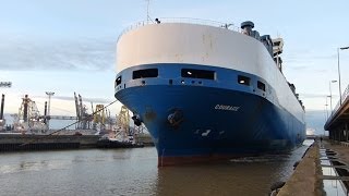 Car Carrier COURAGE  Auslaufen Bremerhaven [upl. by Gabrielli12]