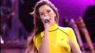 Shania Twain  That Dont Impress Me Much Live in Chicago  2003 [upl. by Morril]