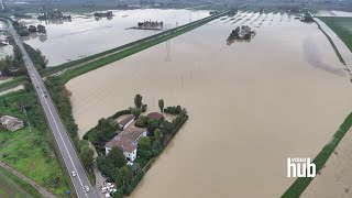 Maltempo Emilia Romagna i campi diventano laghi il drone su San Giovanni in Persiceto [upl. by Jorgenson776]