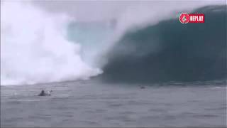 Kelly Slater Commentates Massive Cloudbreak Free Surf Volcom Fiji Pro 2012 [upl. by Onirefes]