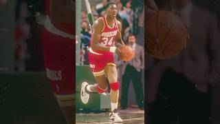 Why Hakeem Olajuwon Outshines Nikola Jokic😱😤nba nbaedits nbahighlights [upl. by Franciscka]