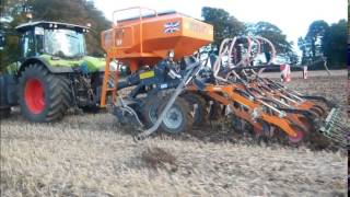 Mzuri strip till drill  Claas 640 Cebis [upl. by Nagel983]