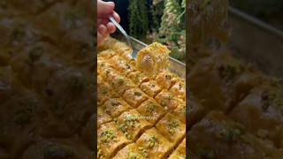 Kadayıflı baklava ❤️ tarif yorumda👇🏻 kadayıf baklava kadayıflıbaklava şerbetlitatlı [upl. by Ilahsiav]