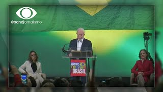 Eleições Lula e Alckmin oficializam campanha [upl. by Enelak652]