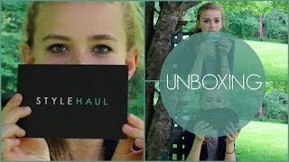 UNBOXING StyleHaul Makeup Bag [upl. by Iahk]