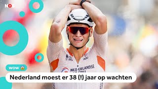 Wielrenner Mathieu van der Poel is wereldkampioen [upl. by Nalyd]