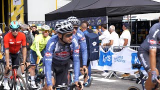 Arrivée des coureurs du Tour de France à Valloire [upl. by Ohcirej]