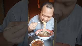 yummy Cook noodles with pork enjoy food [upl. by Josiah517]