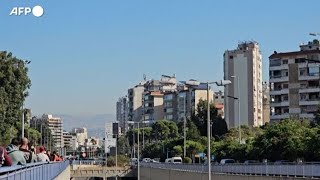 Crolla edificio a Beirut dopo attacco nella periferia sud [upl. by Haet]