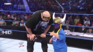 WWE Big Show amp Hornswoggle FunnyMoment [upl. by Barn]