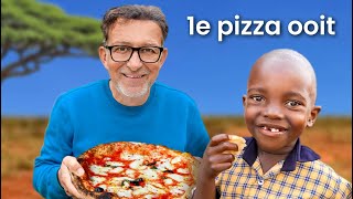 Ik gaf dit Afrikaanse dorp hun eerste Pizza Ooit [upl. by Noterb]