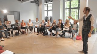 LERNE HYPNOSE  Das HypnoseSeminar mit Thimon von Berlepsch [upl. by Hsan499]