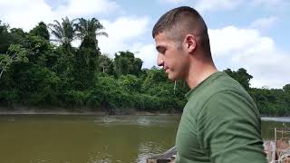 La pirogue amazonienne larme ultime contre les clandestins [upl. by Ennair]