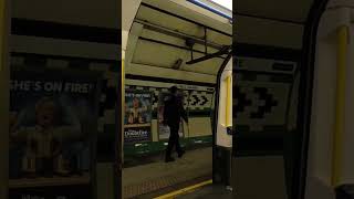 Piccadilly Line Train 1973 Stock Door Closing [upl. by Aldrich796]