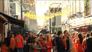 Feest op Stratumseind na zege Oranje [upl. by Alvina]