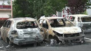 Violences urbaines  18 voitures et un bus incendiés à ClermontFerrand [upl. by Hsirk]