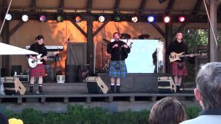 Off Kilter Band at Epcot  Fields of Athenry [upl. by Cirdnek]