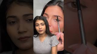 Kylie Eyebrows Hack🤩 kylie kyliejennermakeup kyliemakeup makeuphacks shorts [upl. by Uriia]