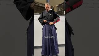 Hakama Locan comment le mettre [upl. by Akinad]