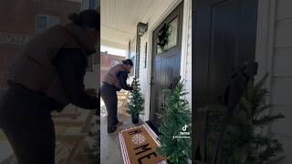 Decorating my front patio for the holidays 🎄🎁 minivlog aesthetic christmas christmas tiktok [upl. by Gilchrist]