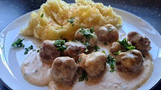 Délicieuse boulettes de viande façon IKEAكرات اللحم في الصلصة البيضاء  meatballs with white sauce [upl. by Yreved]