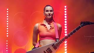 Sofi Tukker  Drinkee LIVE how to make a crowd go nuts  INCREDIBLE energy ⚡ 💜 [upl. by Alfonso]