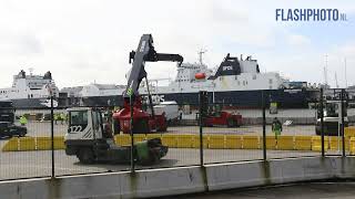 Bestelbus te water bij DFDS  Vulcaanweg Vlaardingen [upl. by Yot]