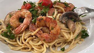 Pâtes Crémeuses aux Crevettes et Champignons🍤 🦐 [upl. by Niarda712]