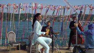 Aykut Gürel presents Bergüzar Korel Video Klip Backstage Video [upl. by Sarine409]