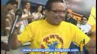 El Moncho Martinez canta con Sabor Gaitero [upl. by Niltak]