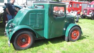 Start einer Oldtimer Primus Zugmaschine Oldtimermarkt Bockhorn 2014 [upl. by Ricardo252]