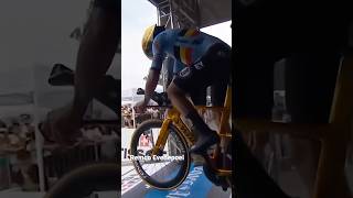 🌈 𝐑𝐞𝐦𝐜𝐨 𝐄𝐯𝐞𝐧𝐞𝐩𝐨𝐞𝐥 😎 remcoevenepoel remco crono championship zurich suiza bike [upl. by Bonita194]