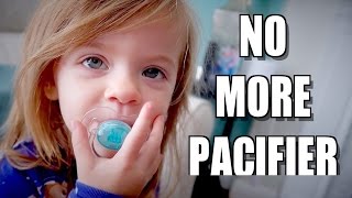 TODDLER GIVES UP PACIFIER [upl. by Llertrac43]