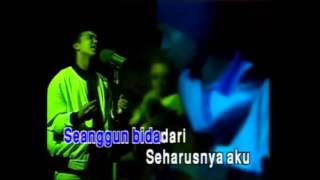 Exist  Buih Jadi Permadani Original Version  Lyric Mengintai Dari Tirai Kamar [upl. by Artur]