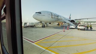 Emirates Flight EK183  Boeing 777300ER 77W quotA6EQLquot Landing at Brussels🇧🇪 from Dubai DXB [upl. by Cheslie106]