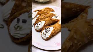 EASY CANNOLI RECIPE  HOW TO MAKE CANNOLI [upl. by Lawan]